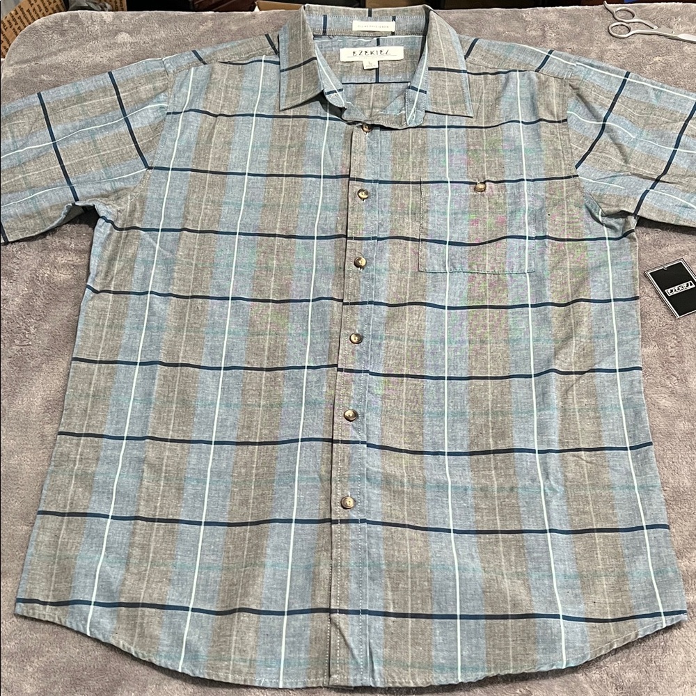 Ezequiel Men's Casual Blue and Tan Plaid  Shirt NWT